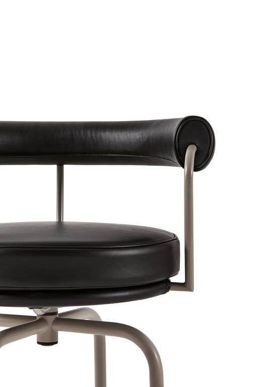 Cassina Swivel At The Core Dining Chair