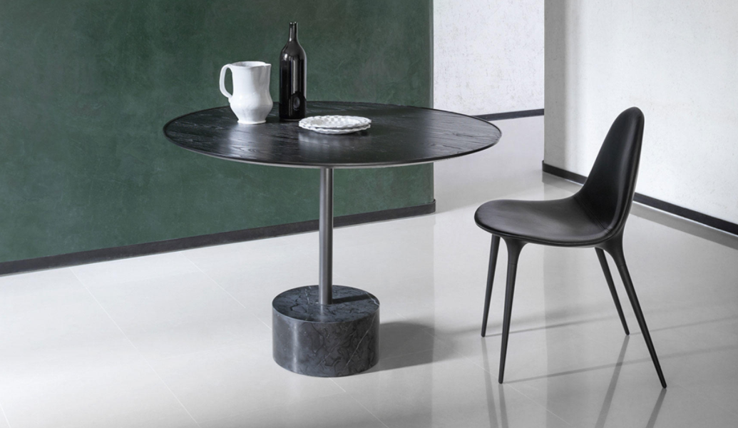 Cassina 9 Dining Table