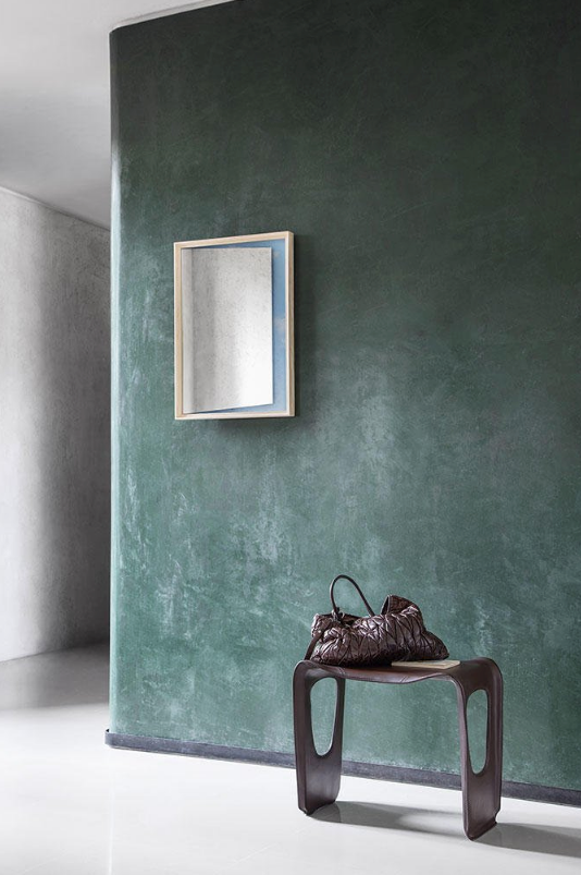 Cassina Gueridon J.M Side Table