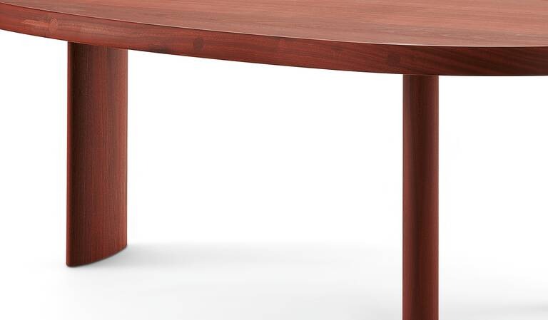 Cassina En Forme Libre Dining Table
