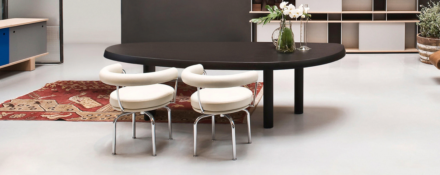 Cassina En Forme Libre Dining Table