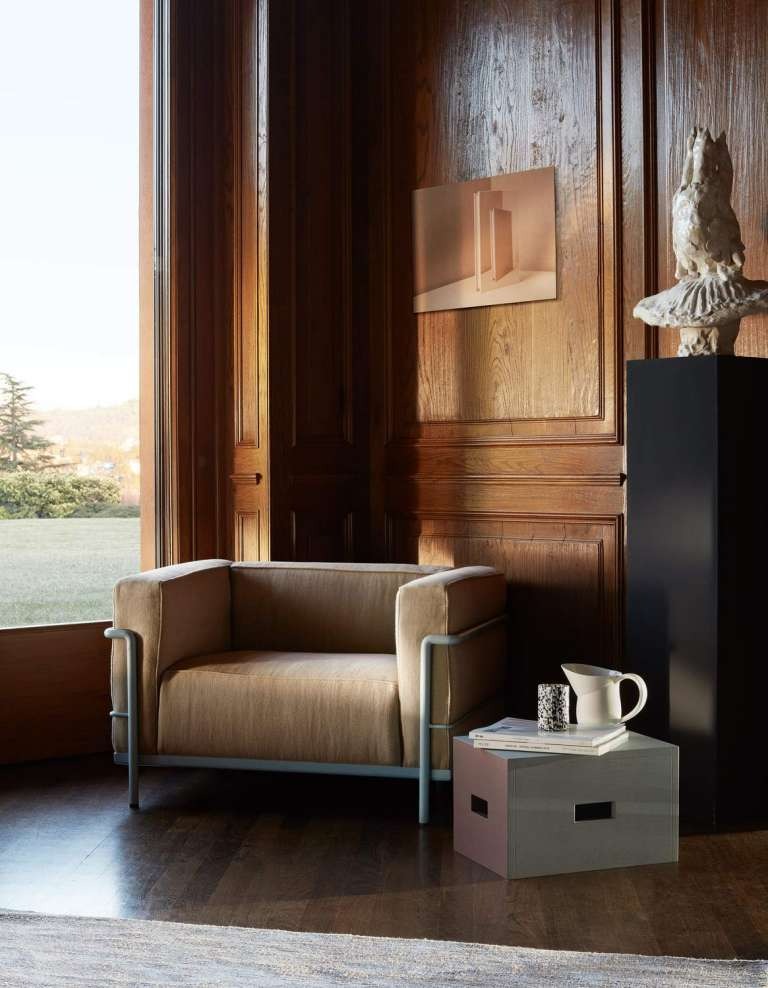 Cassina Lc14 Tabouret Cabanon Side Table