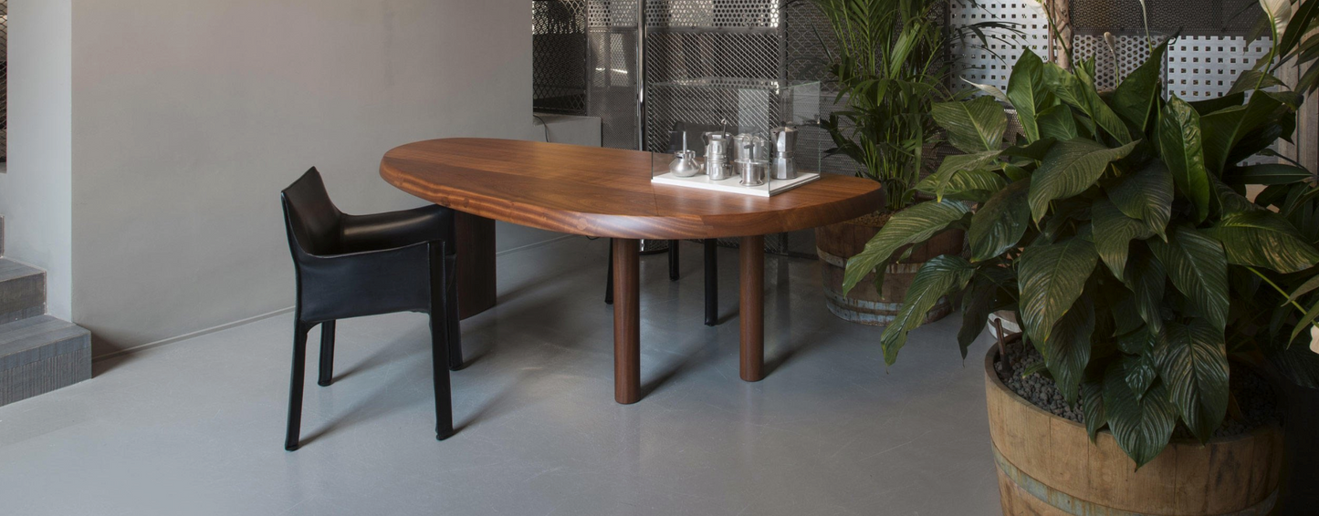Cassina En Forme Libre Dining Table
