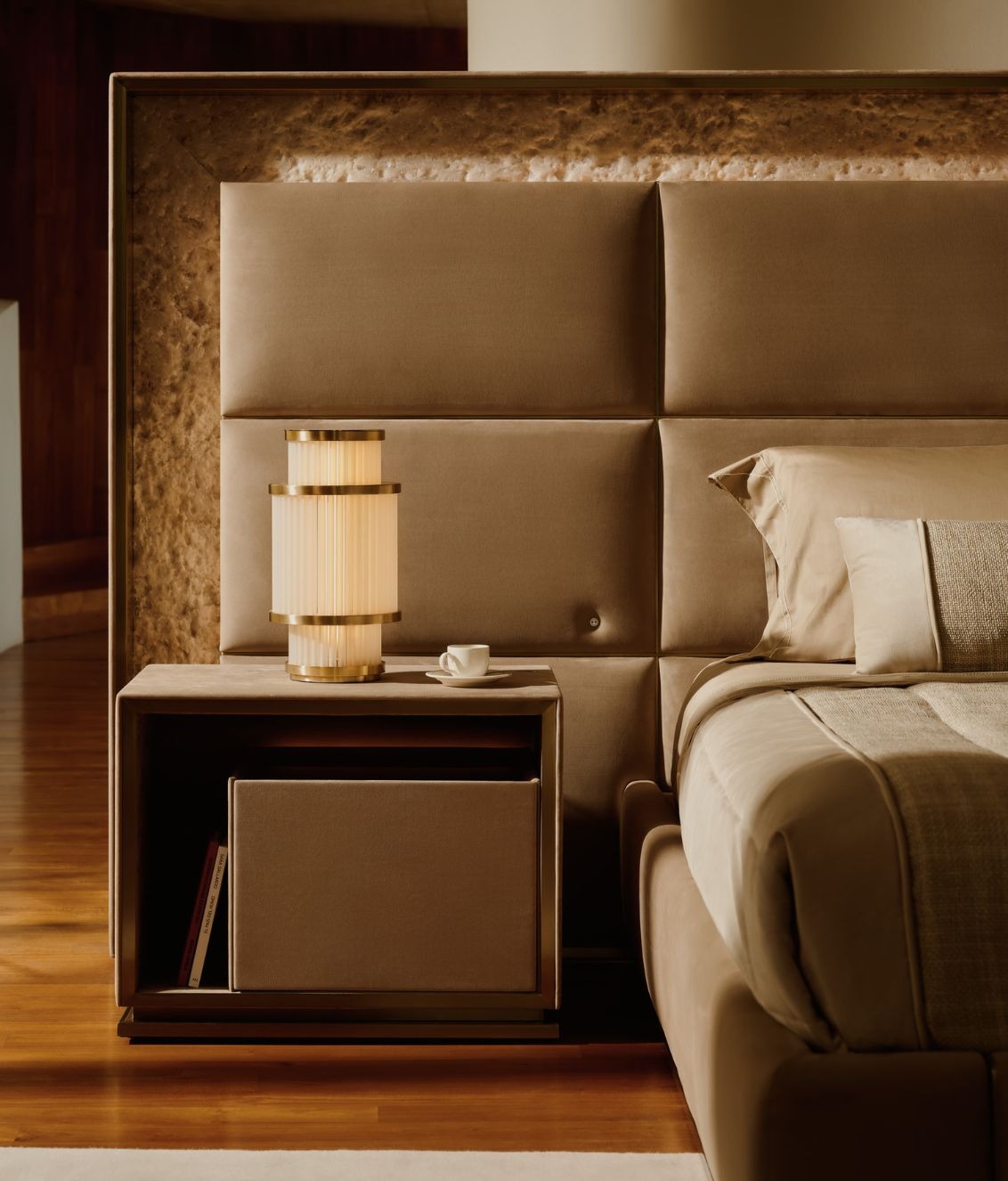 Visionnaire  Aubade Nightstand