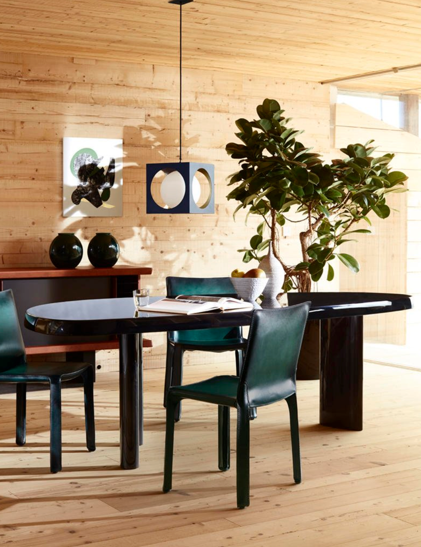 Cassina En Forme Libre Dining Table