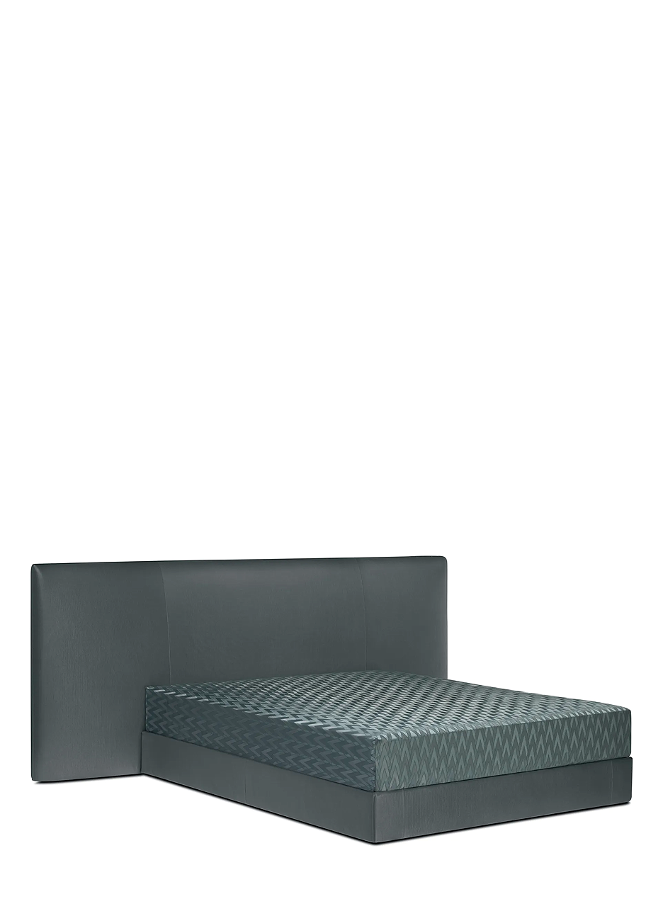 Armani Oris Bed