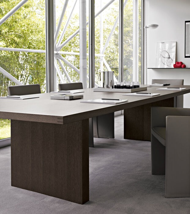 B&B Ac Desk