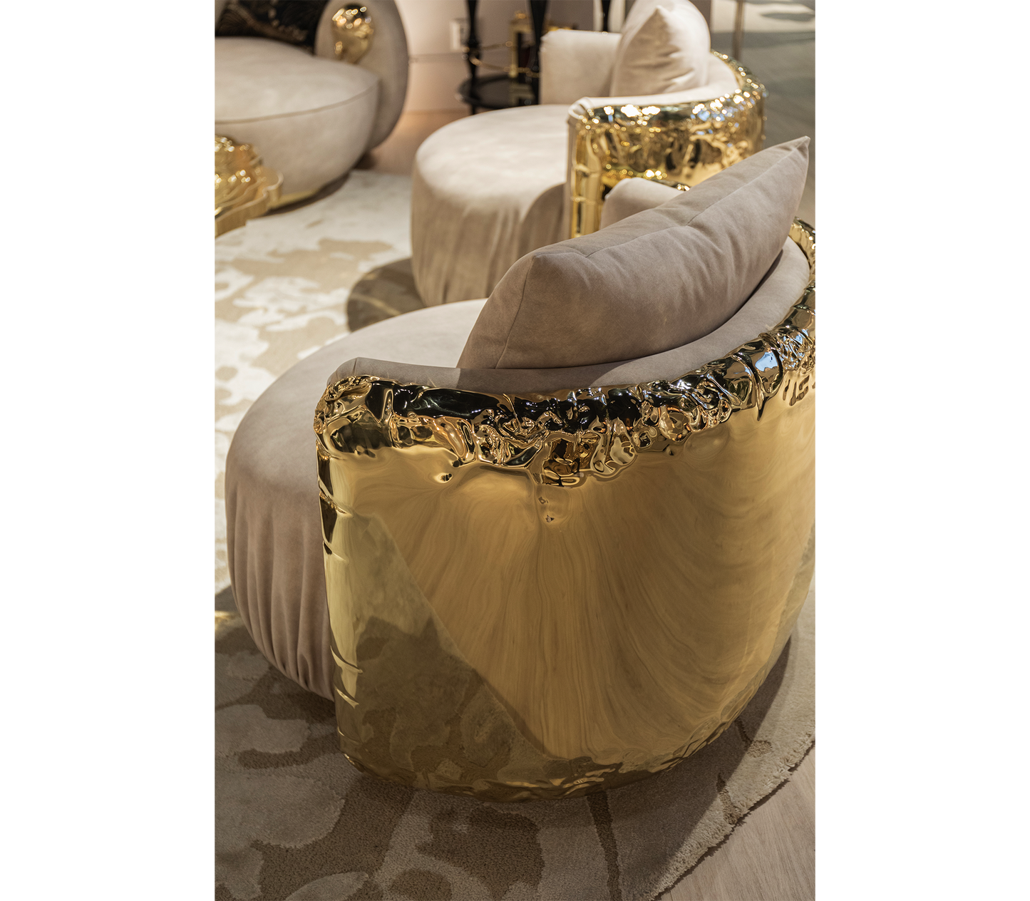 Boca Do Lobo Imperfectio Round Leisure Chair