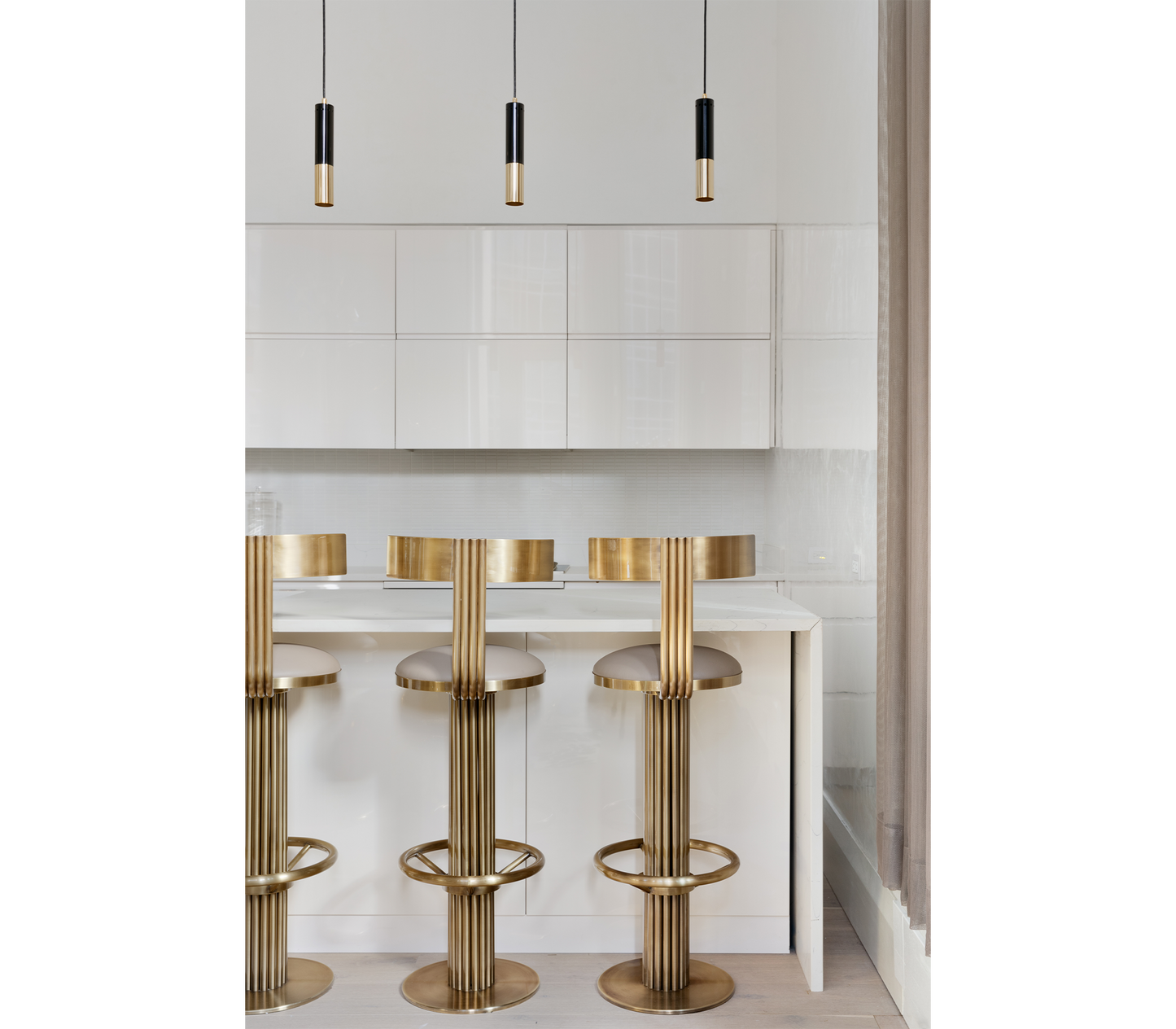Boca Do Lobo Kelly Bar Chair