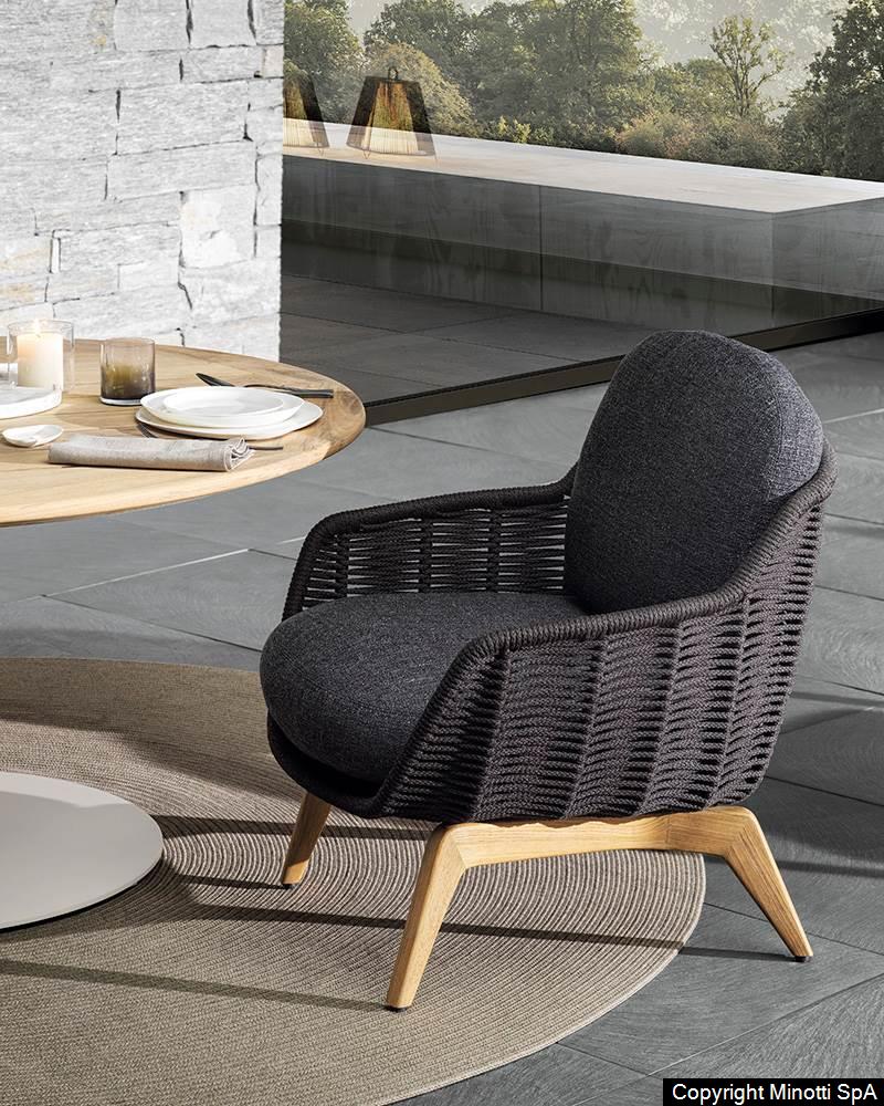 Minotti Belt Outdoor sofa