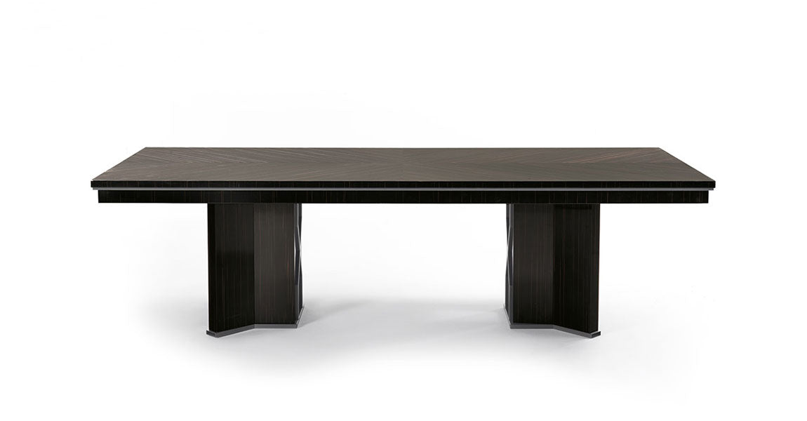 Vittoria Frigerio Grimaldi Dinning Table