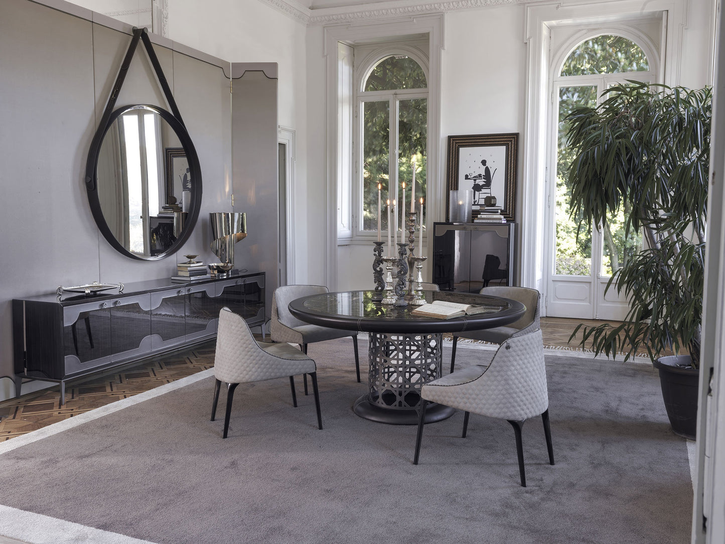 Vittoria Frigerio Crespi Dinning Table