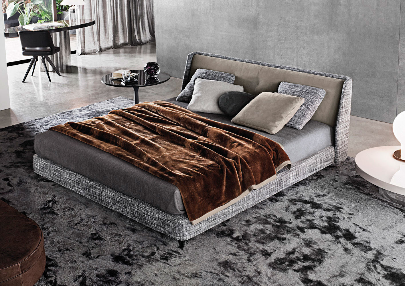 Minotti Spencer Bed