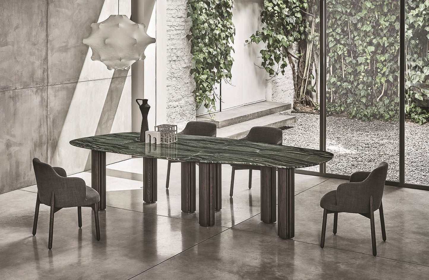 Porada Berry Dinning Table