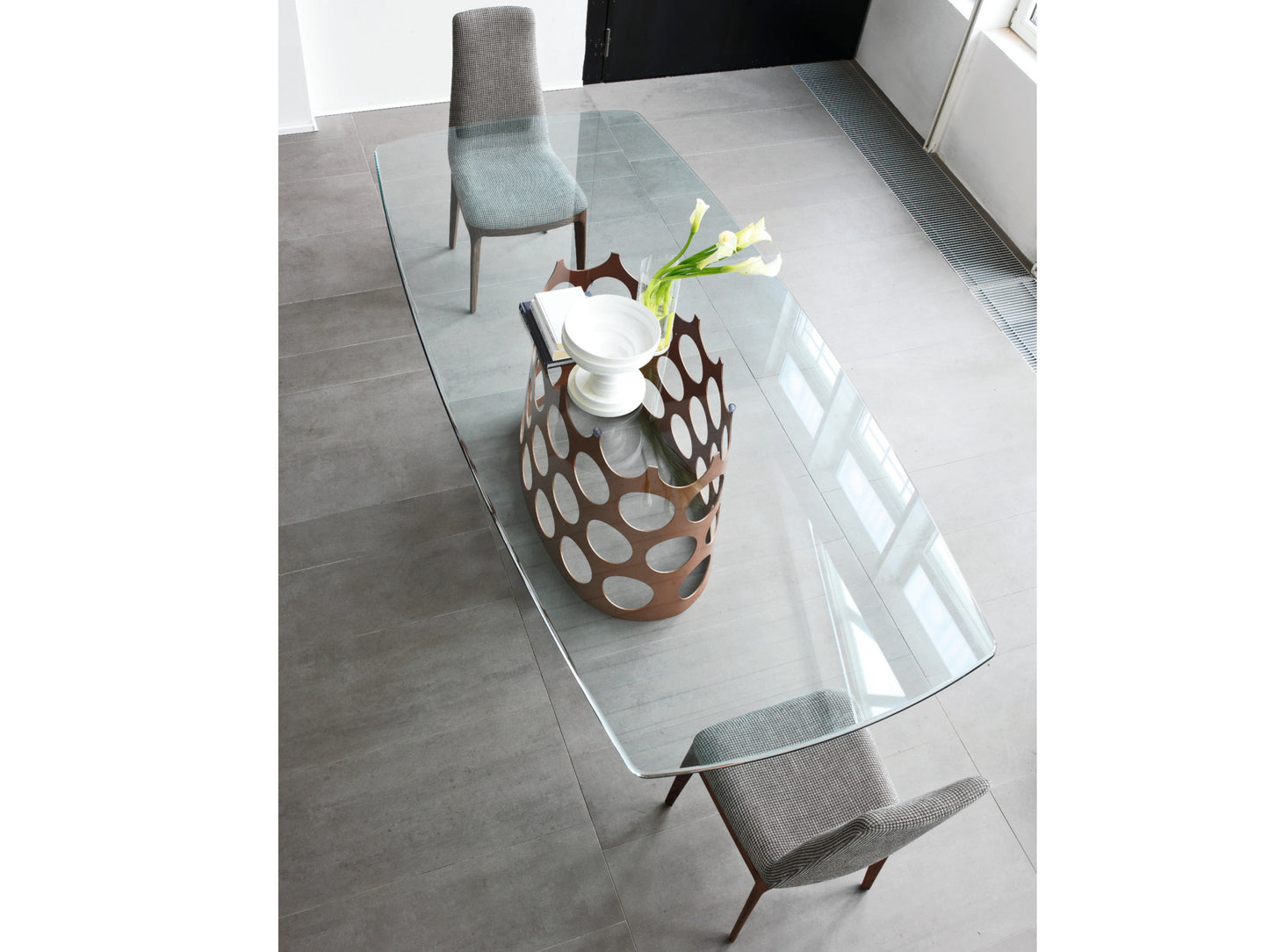 Porada Jean Botte Dinning Table