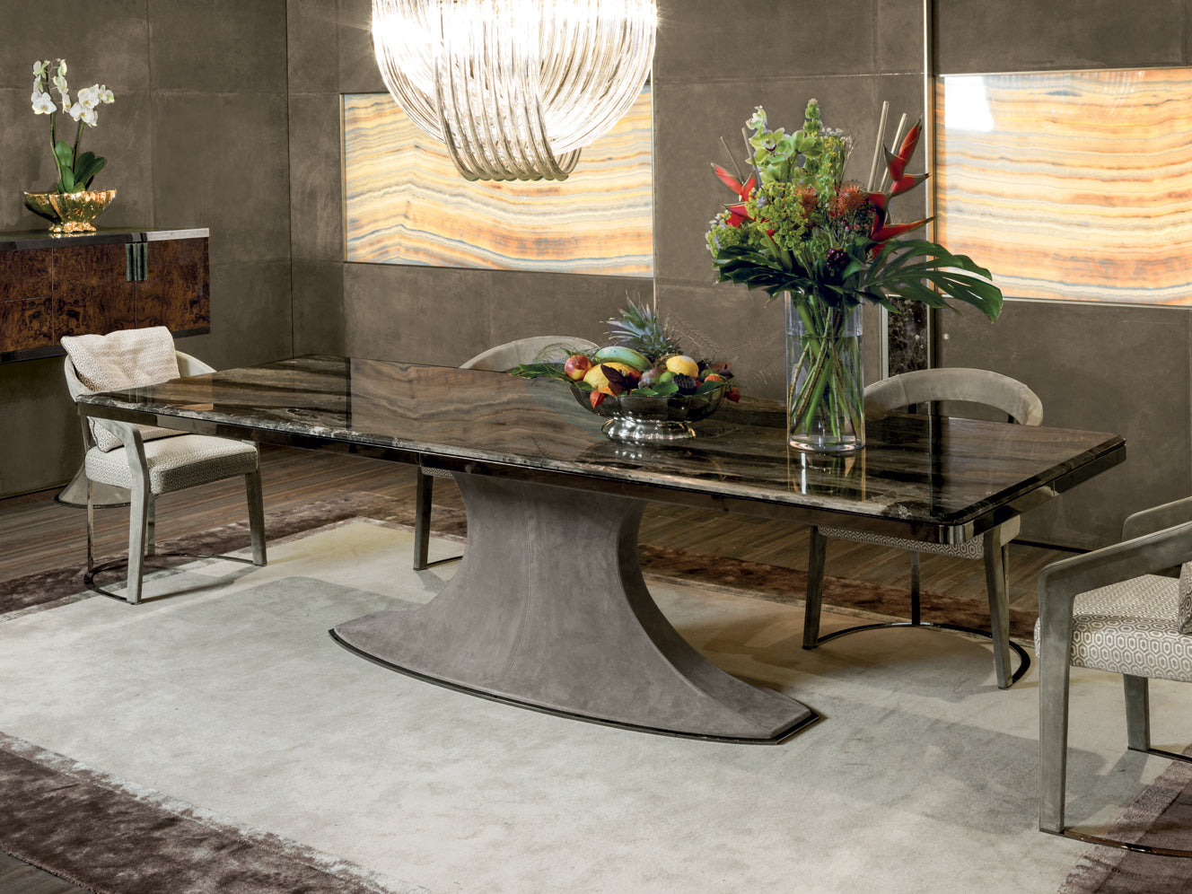 Longhi Hubert Dinning Table