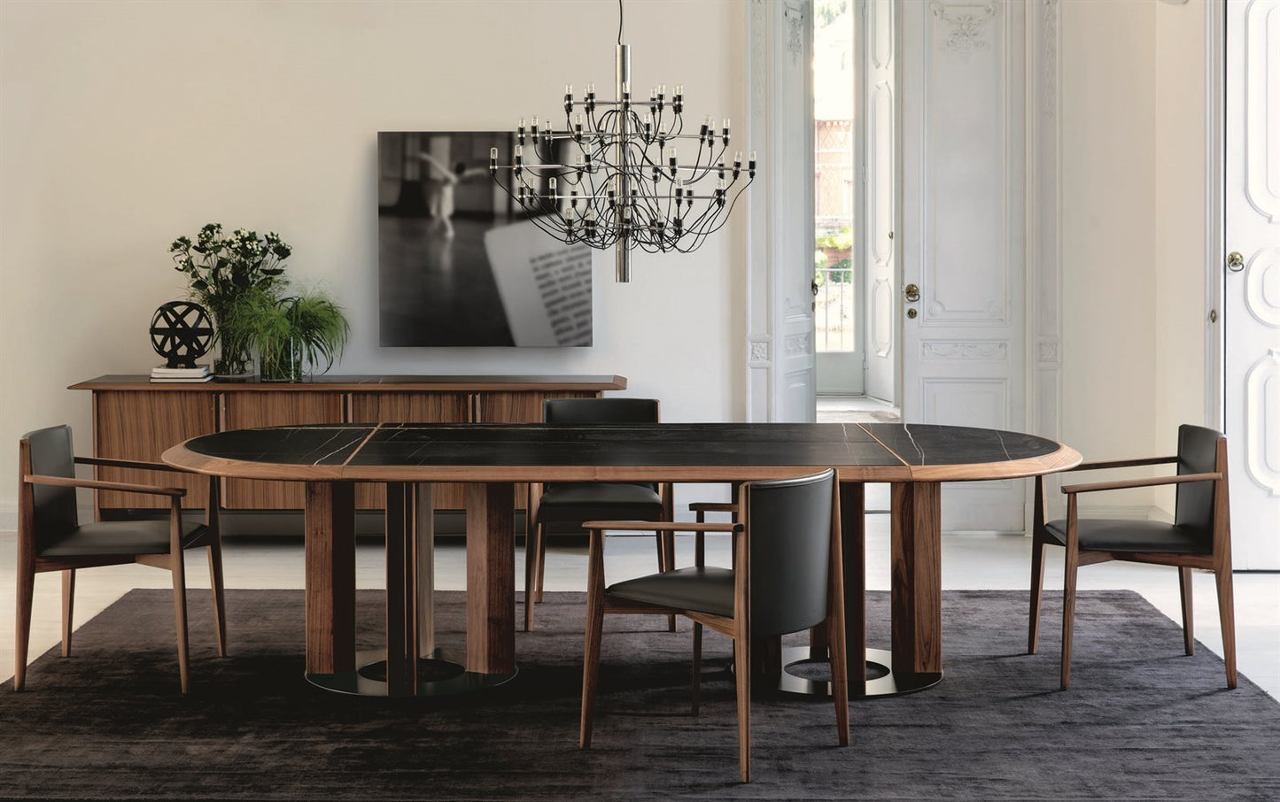 Porada Thayl Dinning Table