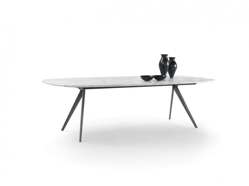 Flexform Zefiro Dinning Table